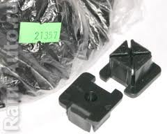 ВТУЛКА САМОРЕЗА ПЛАСТ.БОЛЬШАЯ 21215004286