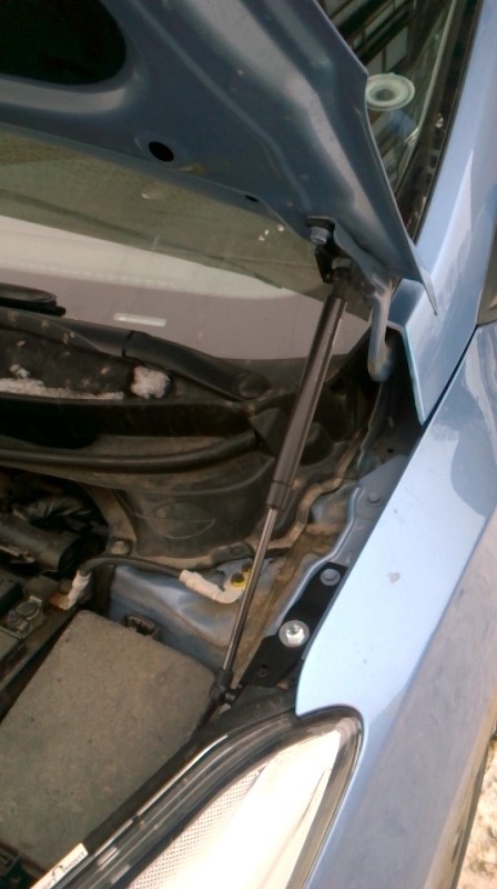   HY I30 (2012-) A23041