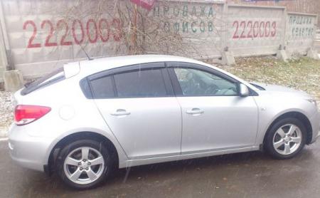   CHEVROLET CRUZE  5  2011 C32011