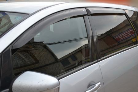   MITSUBISHI GRANDIS 2003 M40403