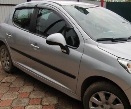   PEUGEOT 207  5  2006 P10306