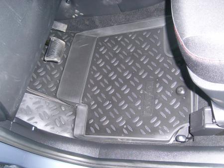 KIA VENGA (2011-)    60818