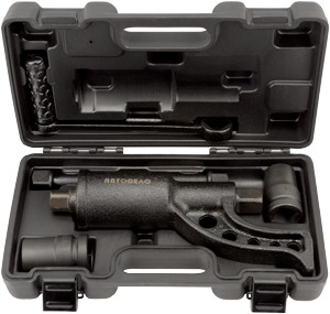 КЛЮЧ БАЛЛОННЫЙ С УСИЛ. КРУТЯЩЕГО МОМЕНТА (ГОЛОВКИ 24,27 ММ) АВТОDЕЛО (40247) 40247