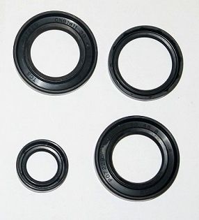 РЕМКОМПЛЕКТ РУЛЕВОЙ РЕЙКИ TOYOTA HILUX 2005- TOYODA AG0139