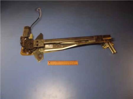 ЭЛЕКТРОСТЕКЛОПОДЪЕМНИК ПЕРЕДНИЙ ПРАВЫЙ Г-31105, 3110 31105-6104020