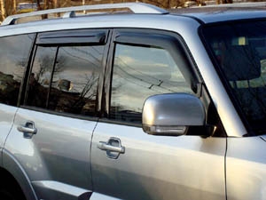     4 . MITSUBISHI PAJERO III 99>/PAJERO IV 07> NLDSMIPAJ0732