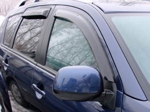     4 . MITSUBISHI OUTLANDER 07> NLDSMIOUT0732
