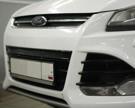 СЕТКА НА БАМПЕР ВНЕШНЯЯ ДЛЯ FORD KUGA 2013-2016, 2 ШТ., ЧЕРН., 15 ММ 0117051315B