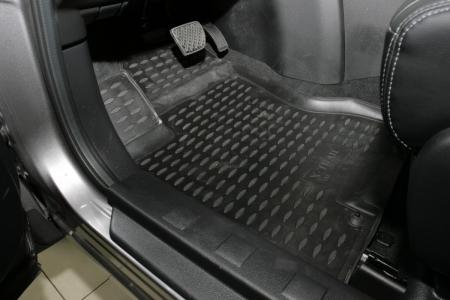 КОВРИКИ В САЛОН NISSAN X-TRAIL (T31), 2007-2010, 2011-02/2015, 4 ШТ. (БЕЖЕВЫЕ) NLC.36.20.212